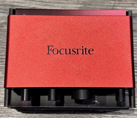 Focusrite - SCARLETTSOLOMK4 2